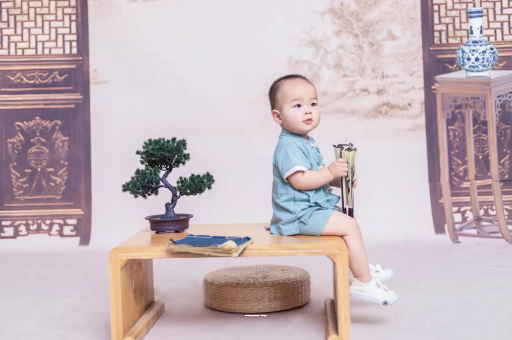 澳门宝宝反复发烧呕吐